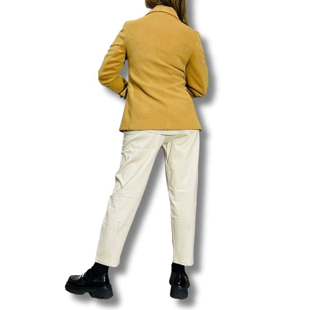 BLAZER MP PAÑO CAMEL CON BOTONES DORADOS