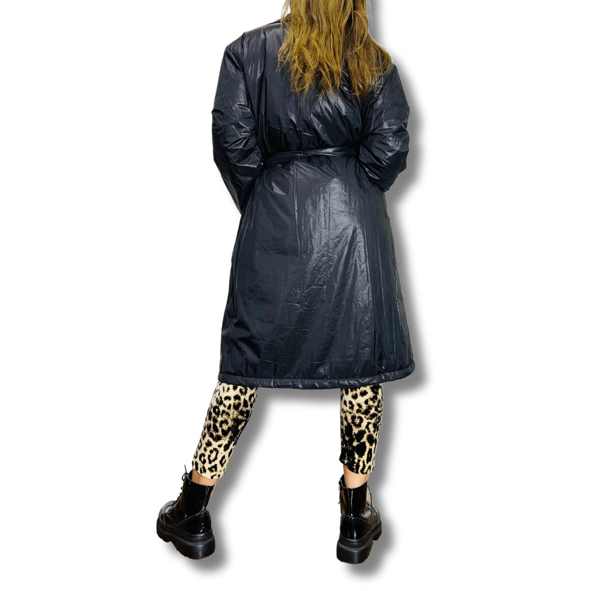 PARKA TIPO ABRIGO NEGRA TALLA ÚNICA
