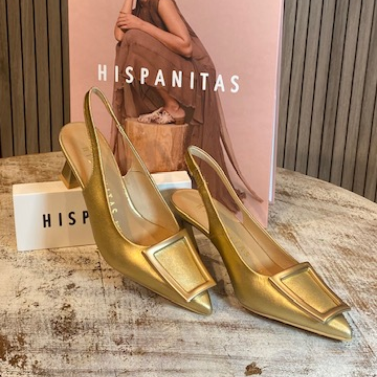 Zapato Tacón Medio Giorgia Oro - Hispanitas | Michelle Piffaut