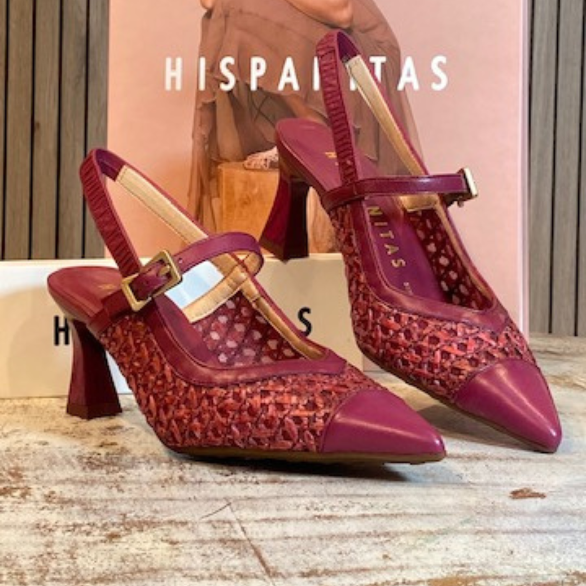 Zapato Destalonado Giorgia de Rafia y Piel - Hispanitas | Michelle Piffaut