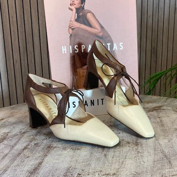 Zapato de Tacón Bicolor Hispanitas Amapola  — Micchelle Piffaut