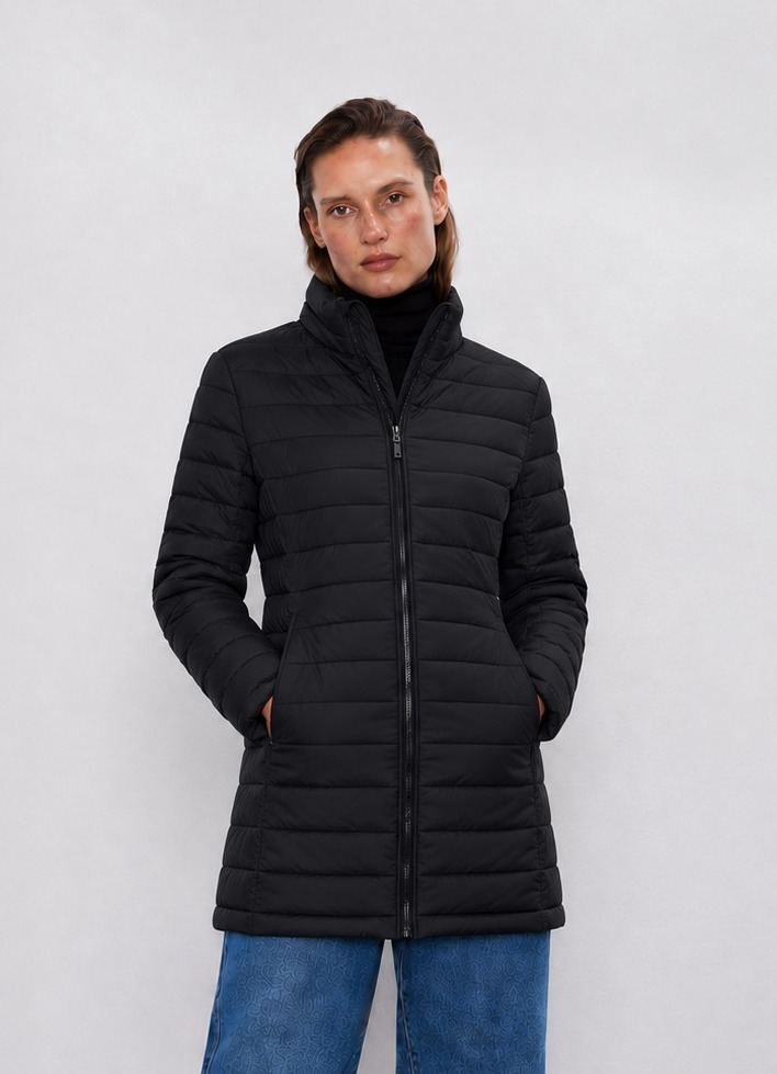 Parka Entallada con Capucha